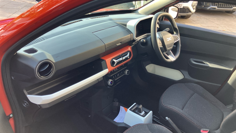 Dacia Spring 27kWh Expression 65 48kW 5dr Auto Electric Hatchback